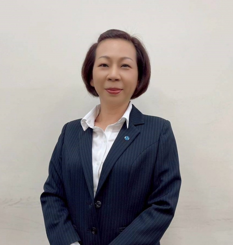 房仲 羅以雯 照片