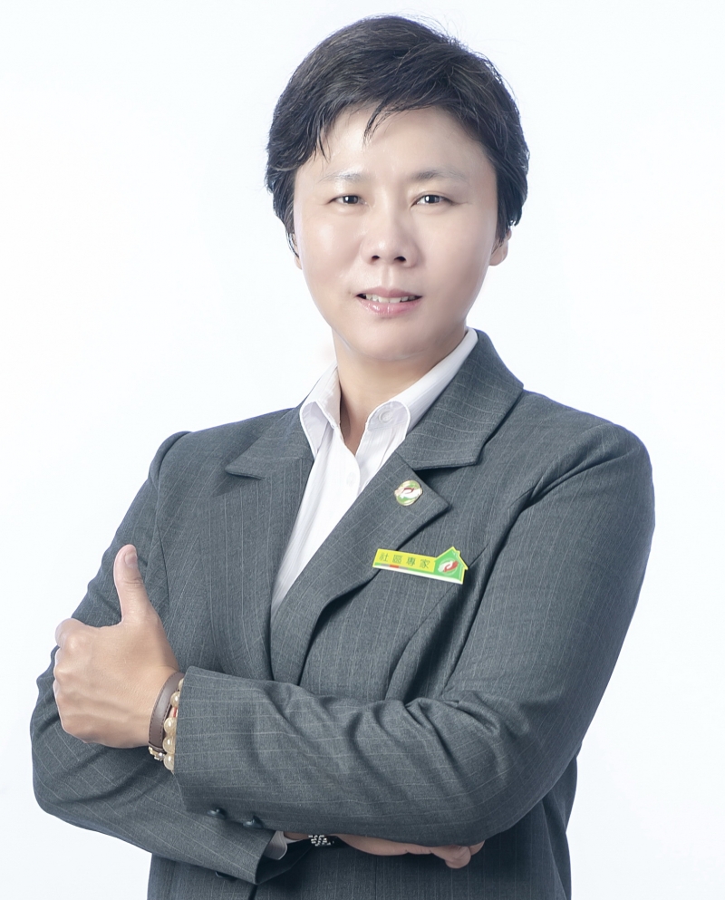 房仲 黃麗滿 照片