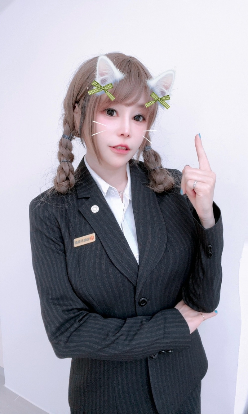 房仲 范惠雯 照片