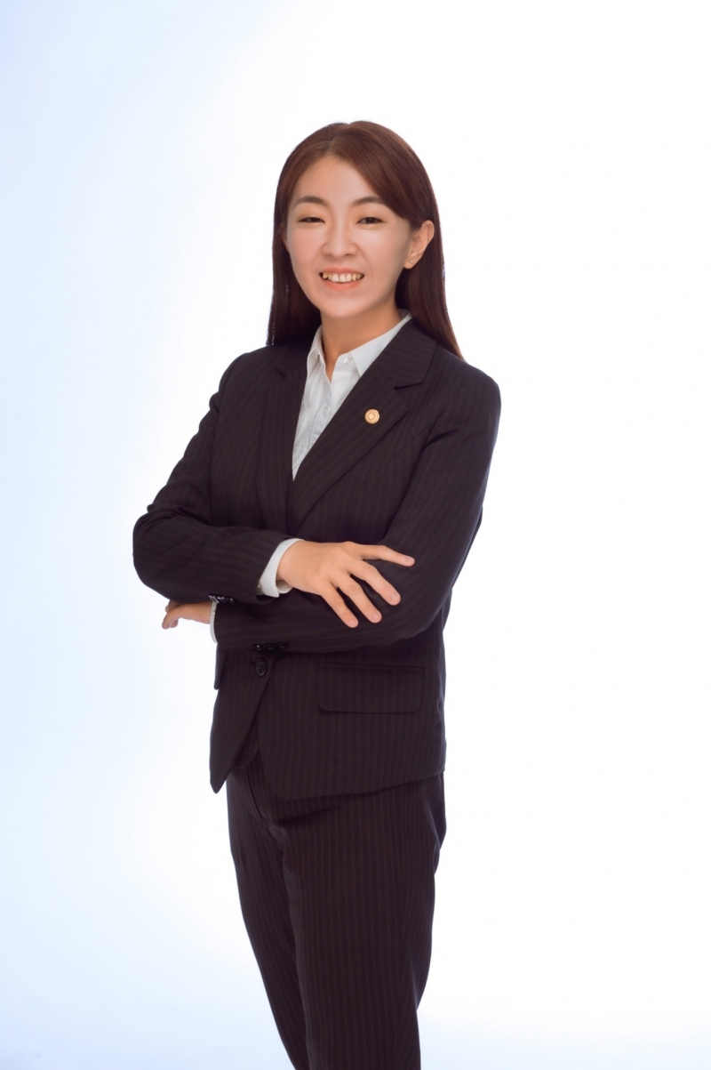 房仲 安妮  羽你看房 照片