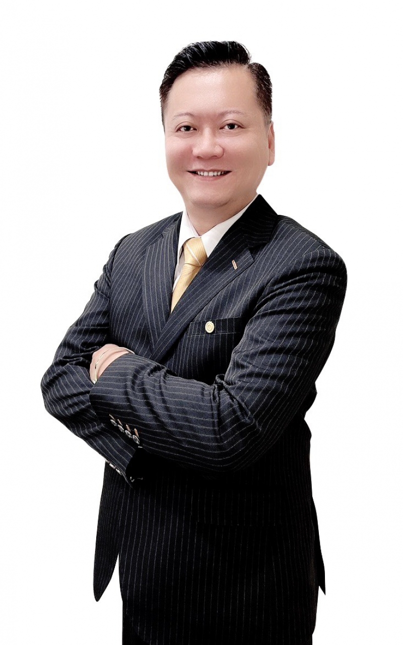 房仲 阮宏恩 照片