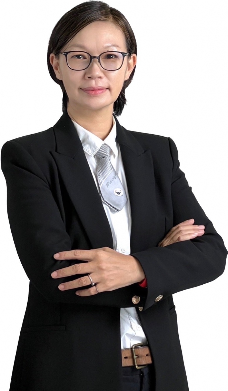 房仲 李郁喬 照片