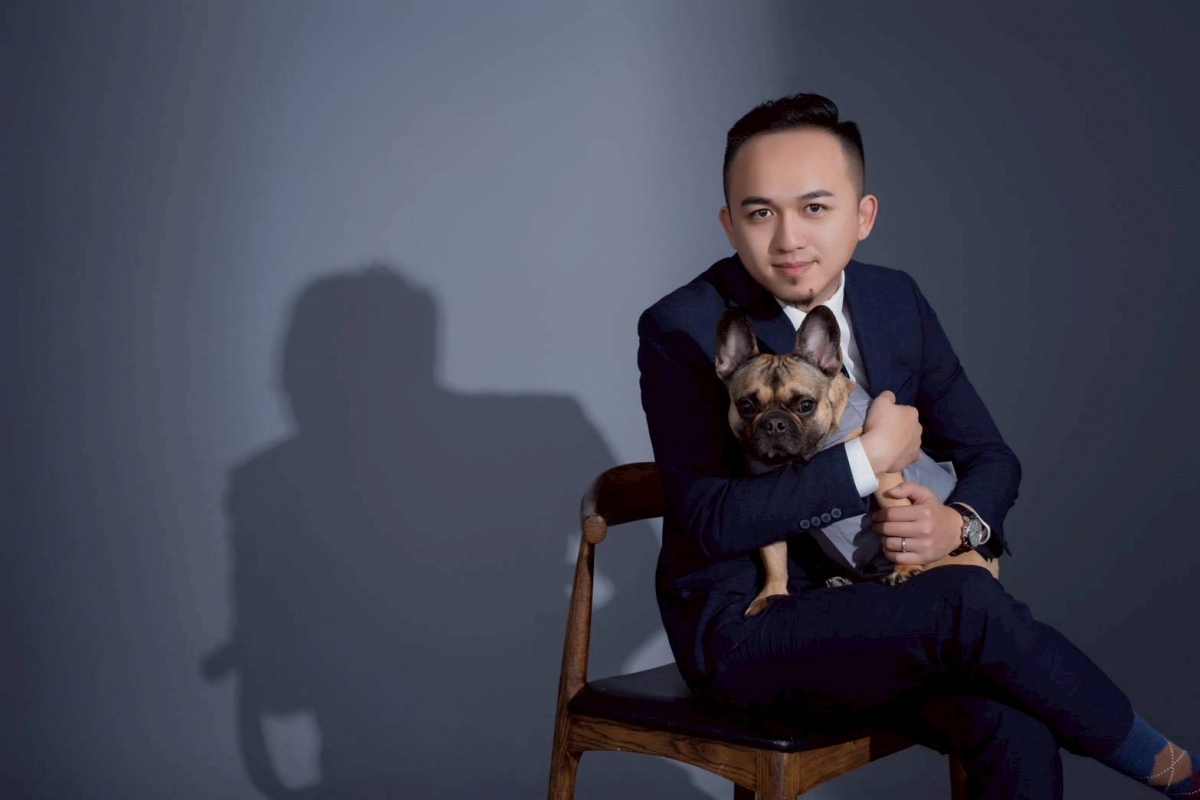 房仲 粘家齊 照片