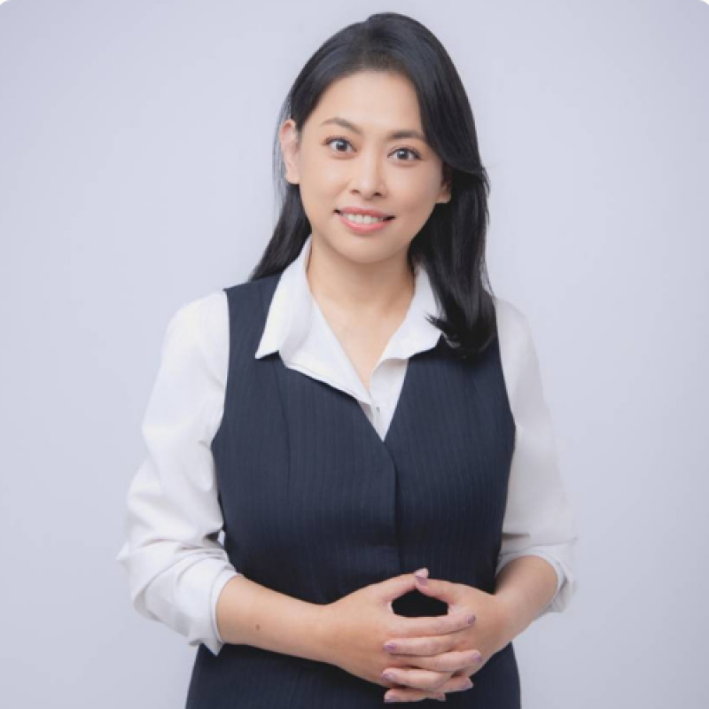 房仲 魯金蘭 照片