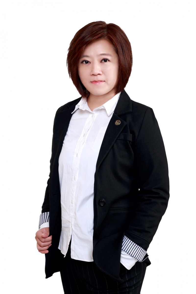 房仲 Linda Liu 劉念慈 照片