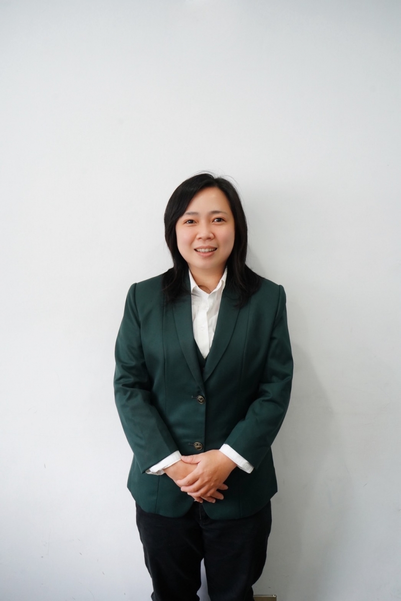 房仲 李虹蓁 照片