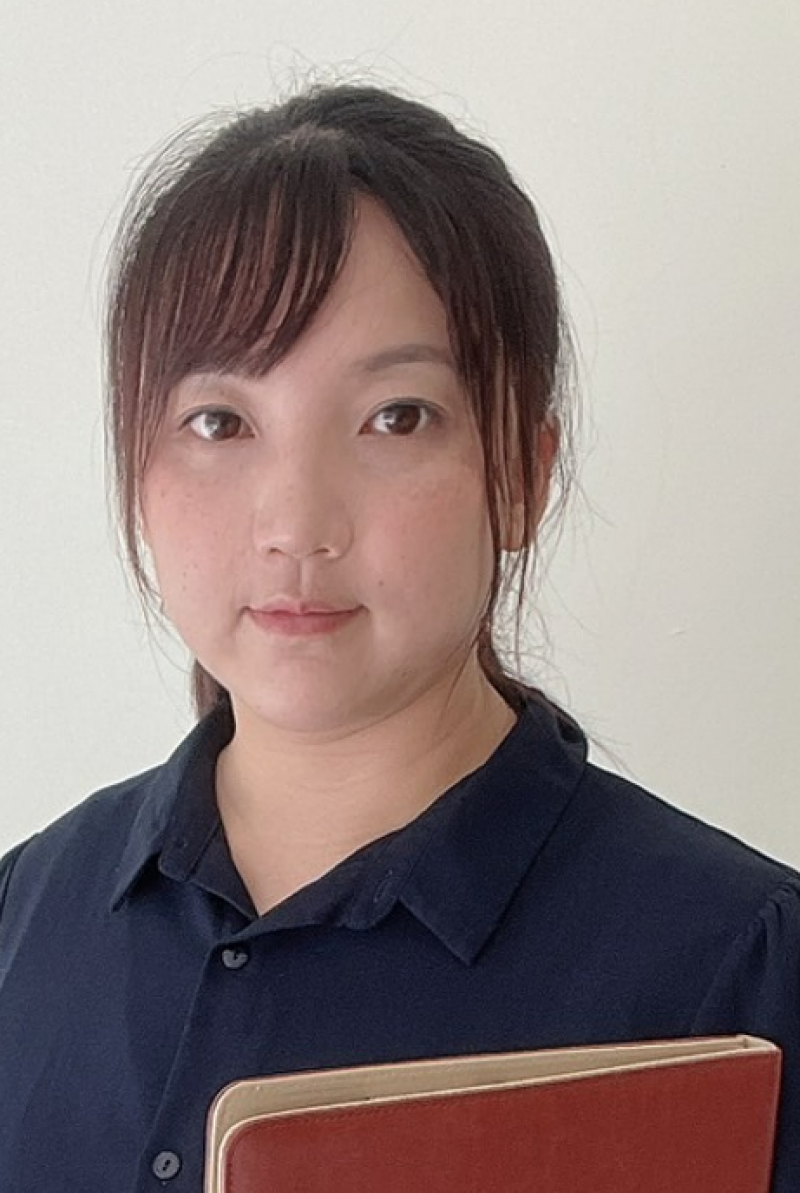 房仲 宋依凡 照片