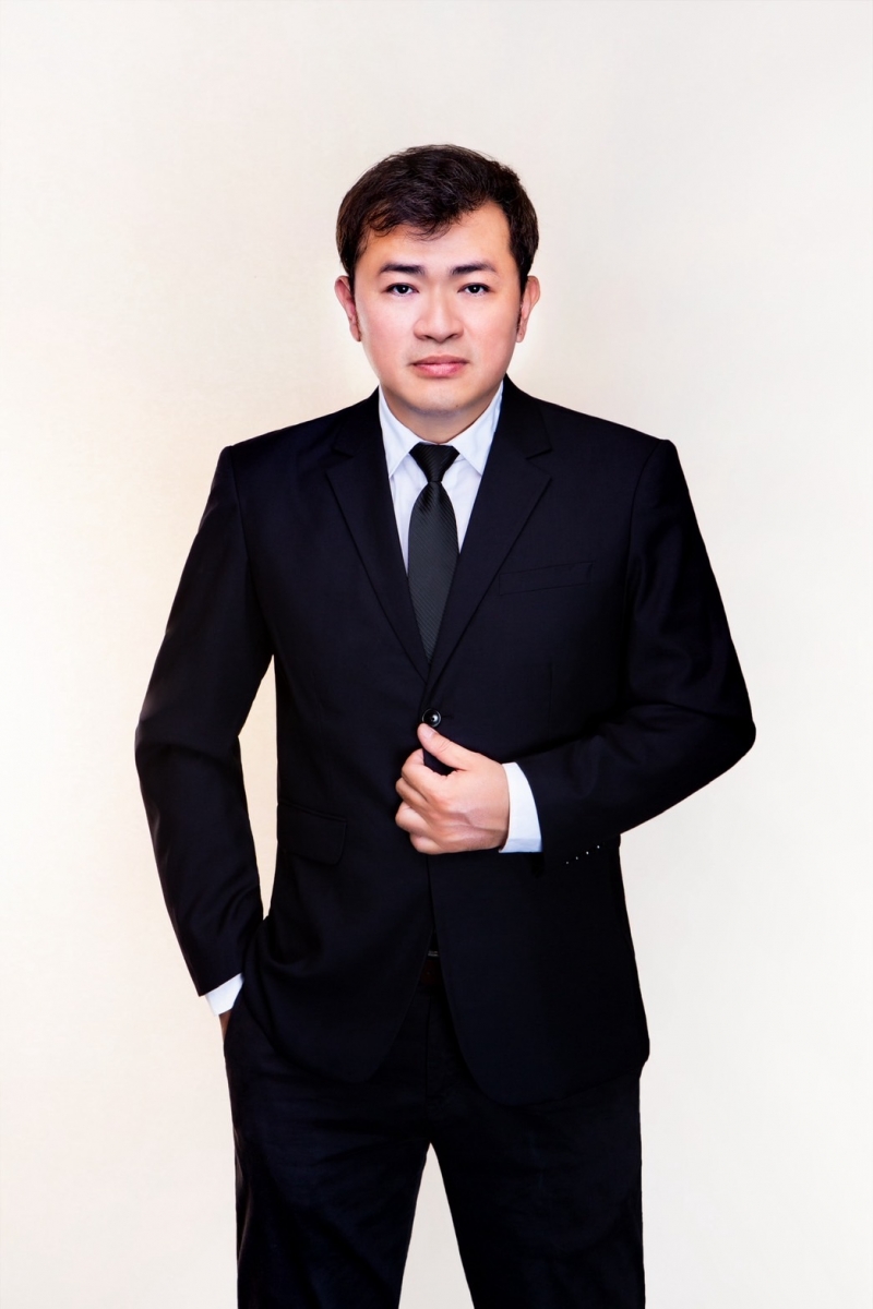 房仲 林奕良 照片