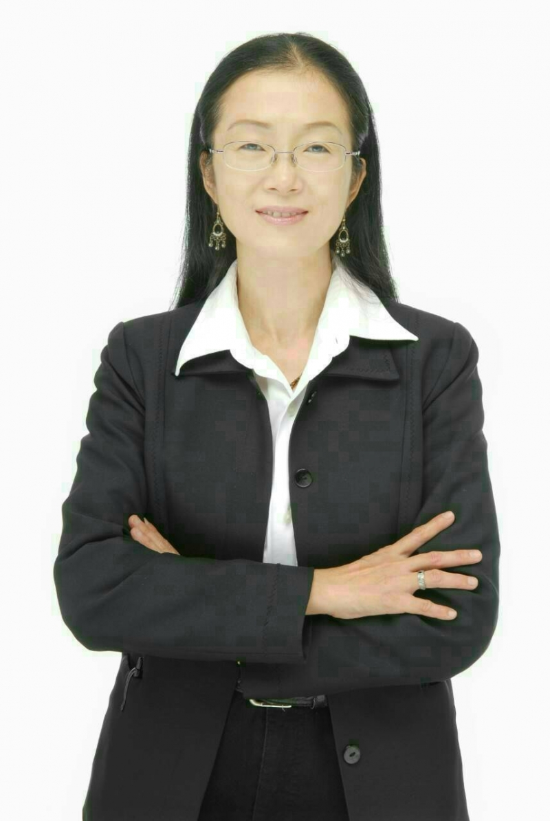 房仲 吳玲薰 照片