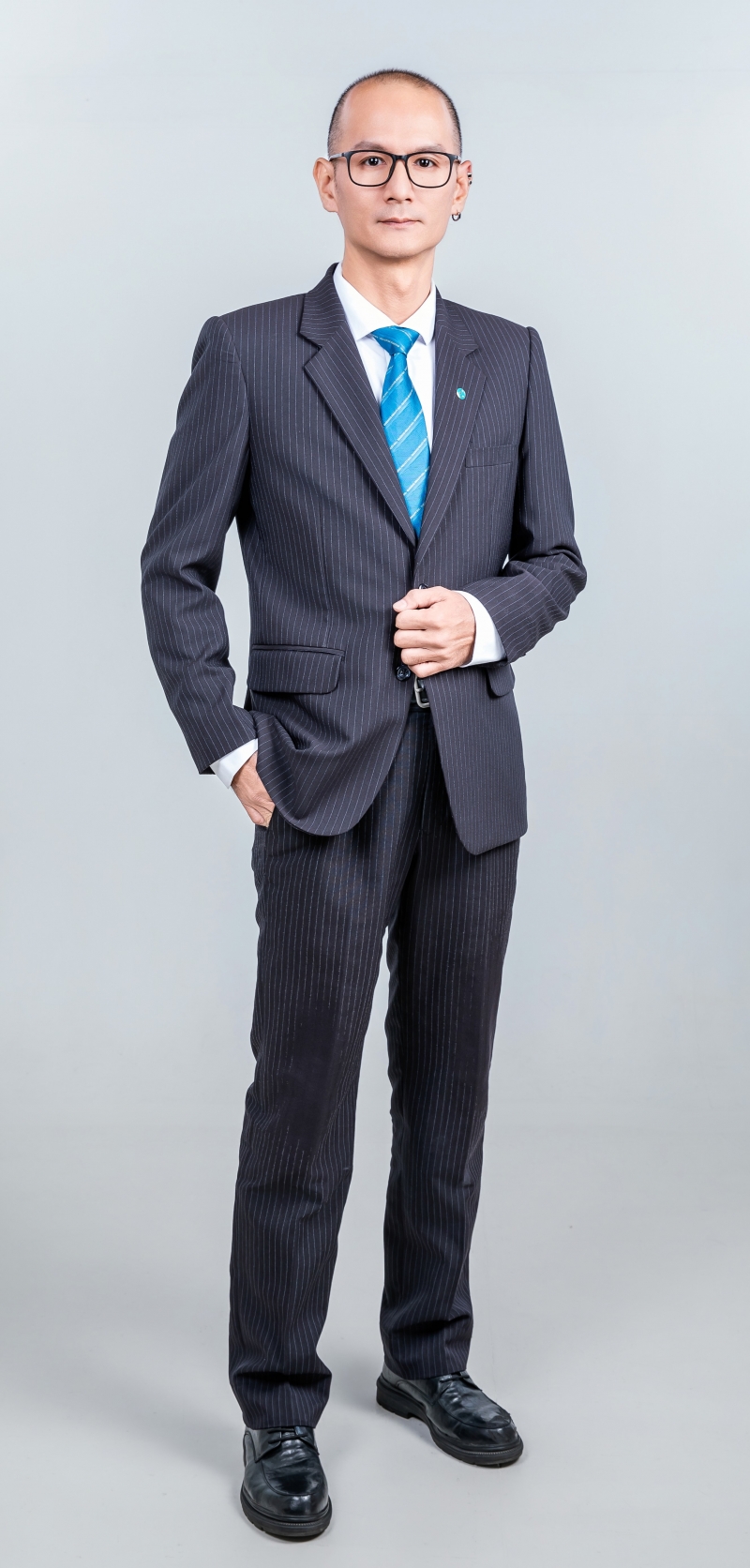 房仲 羅弘曄 照片