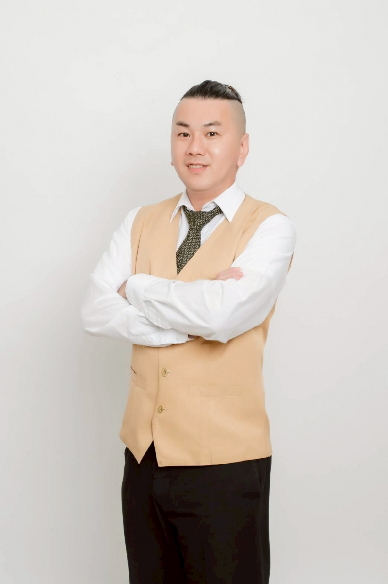 房仲 張志華 照片