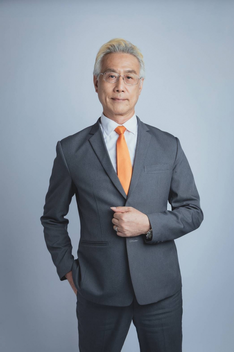 房仲 黃俊隆 照片