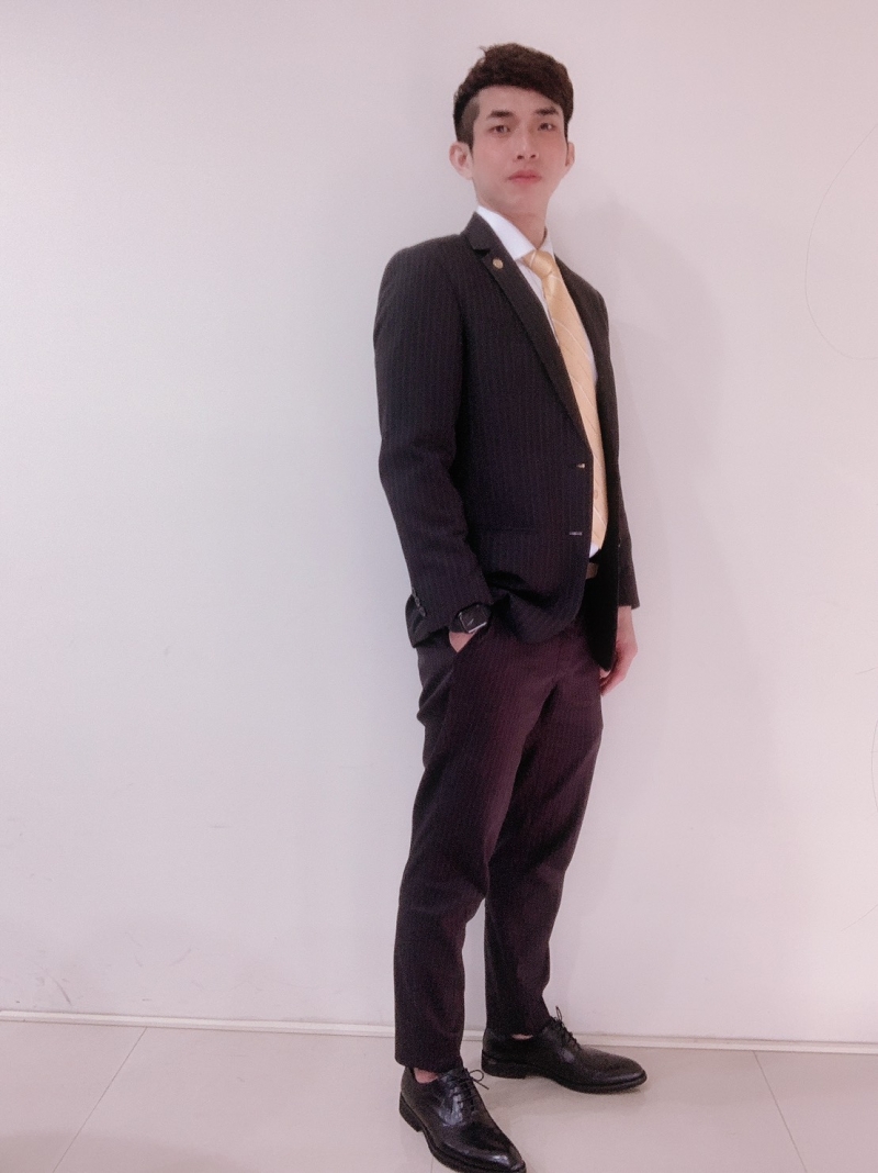 房仲 劉乾斌 照片