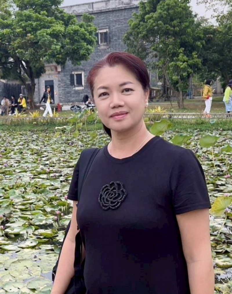 房仲 張燕雀 照片