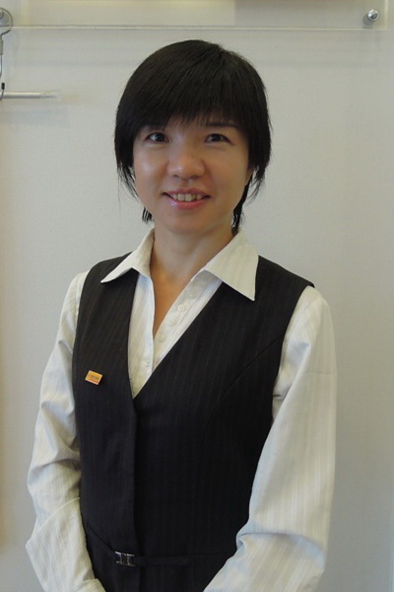 房仲 黃兆君 照片