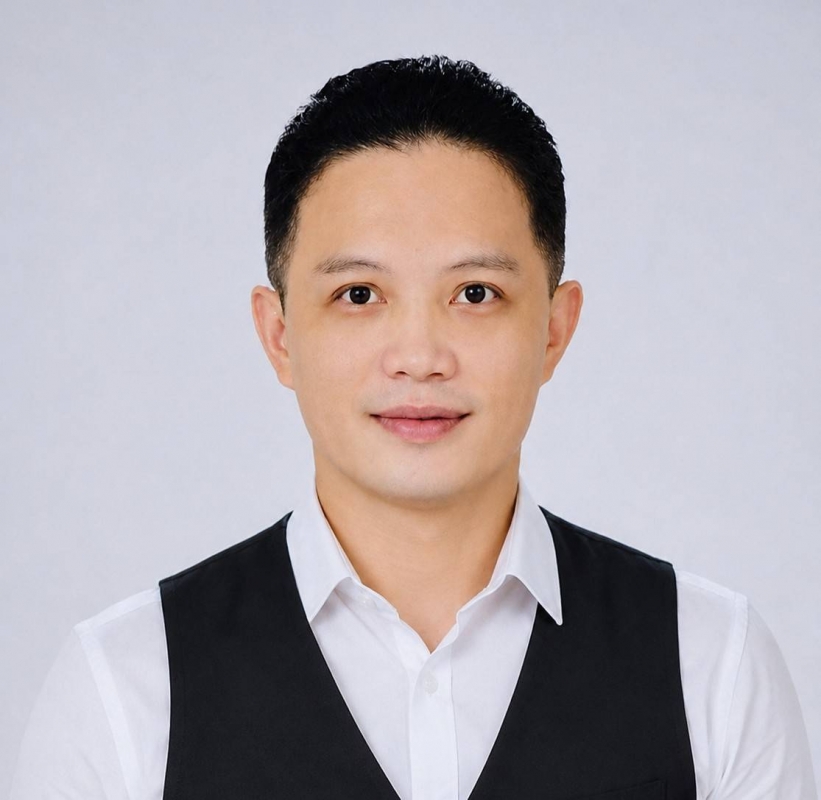房仲 廖顗詠 照片