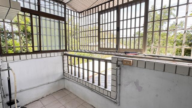 台東房仲李姐-B426台東豐田溫馨!邊間!需整理!車庫透天 照片 9