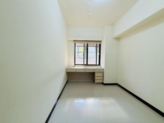 室內27坪|三房機下車位|前後陽台|低公設低單價 照片 9