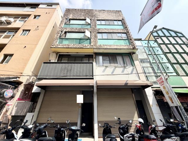 逢甲商圈黃金收租透店＋六套 ｜穩定滿租｜獨立出入口 照片 8