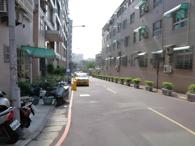 龜山區春虹大郡 桃園法拍房仲 照片 5