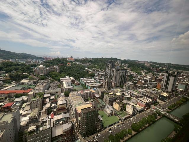  [基隆房仲四寶媽]東方帝景絕美景觀4房+雙平面車位 照片 8