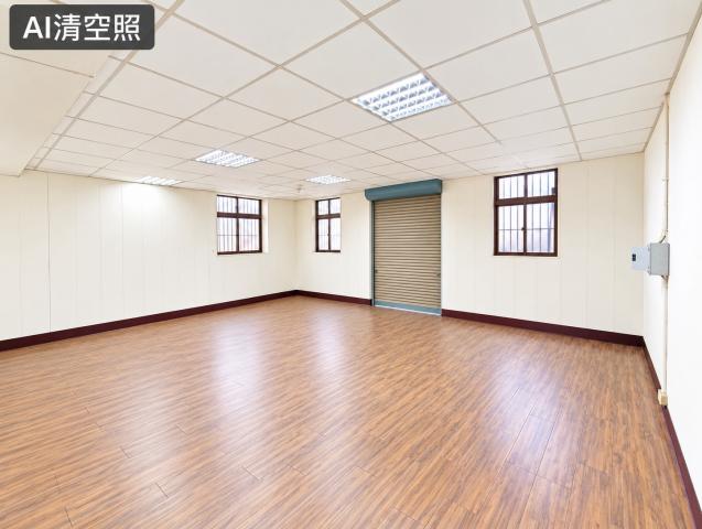 大里透天中古屋 成功國中合法三照廠住 照片 12