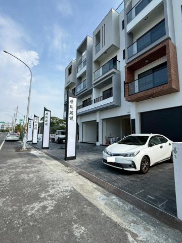 台南超級房仲推薦 公學院｜店住合一｜五房輕齡透天 照片 24