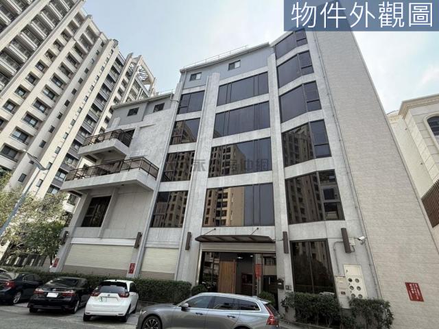 西屯水湳經貿旁12期整棟鋼骨企業總部 照片 1