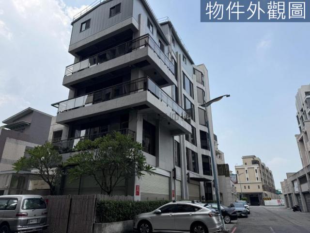 西屯水湳經貿旁12期整棟鋼骨企業總部 照片 2
