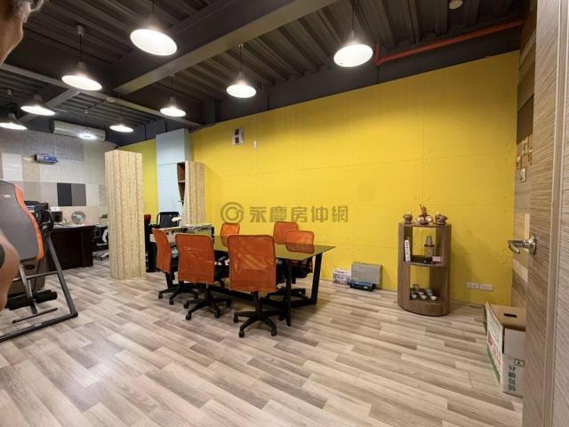 西屯水湳經貿旁12期整棟鋼骨企業總部 照片 15