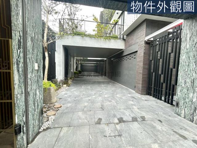 南屯單元二全新美宅蕼禧百坪雙車電梯 照片 2