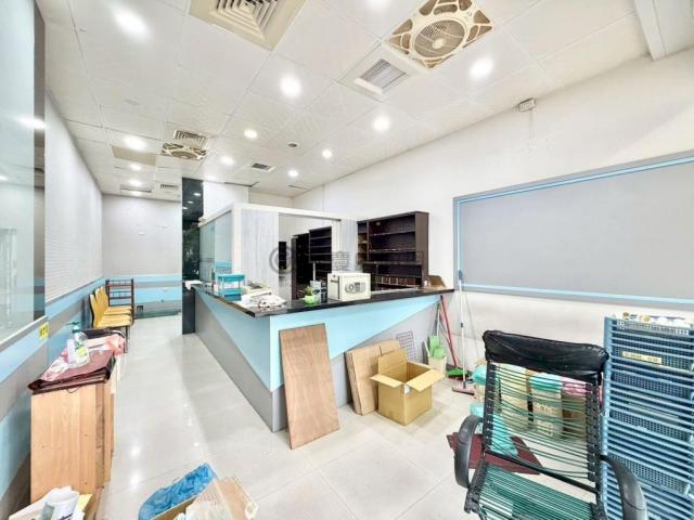 七期南側世紀風華大面寬金店面 照片 4