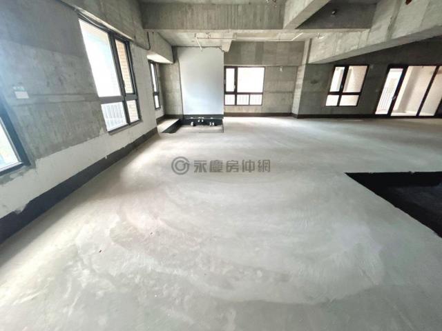 七期市政特區親家雲硯可隔4房毛胚3車景觀戶 照片 5