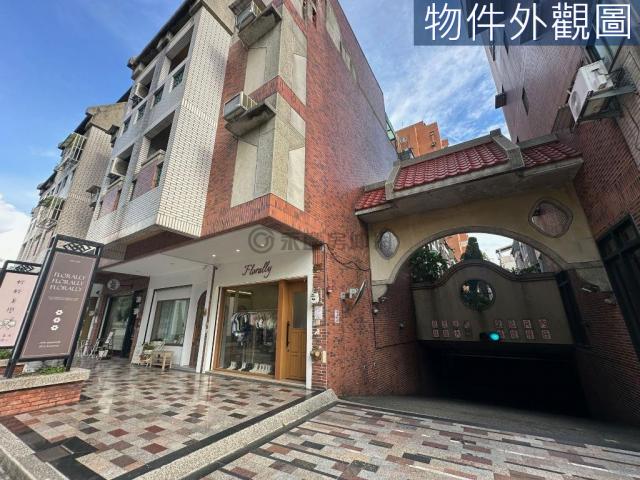 南屯豐業寶第豐樂公園第一排捷運秀泰大路寬住店合一透天店王 照片 6