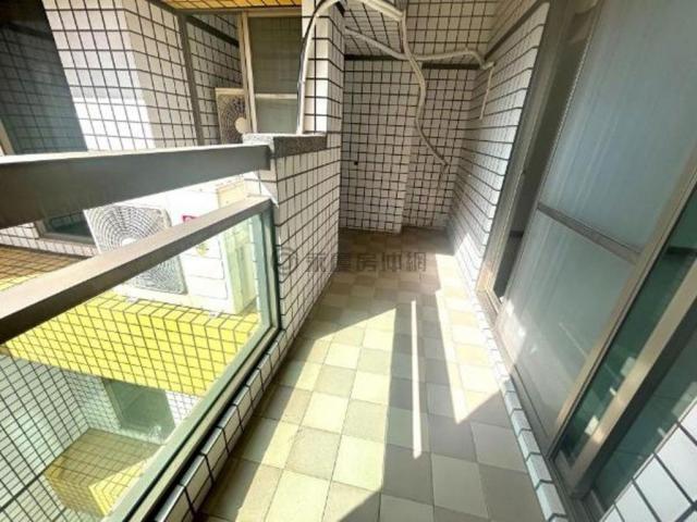 郡將大師七期南側大師大樓樓中樓大四房雙車位景觀露台戶 照片 15