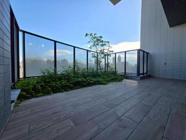豐邑豐禾十四期巨蛋核心豐邑地標美學自住小露台三房平車 照片 5