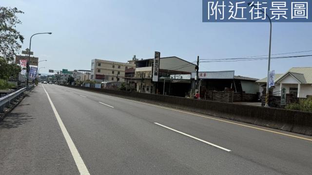 草屯中正路大面寬前後臨路農地附農舍 照片 3
