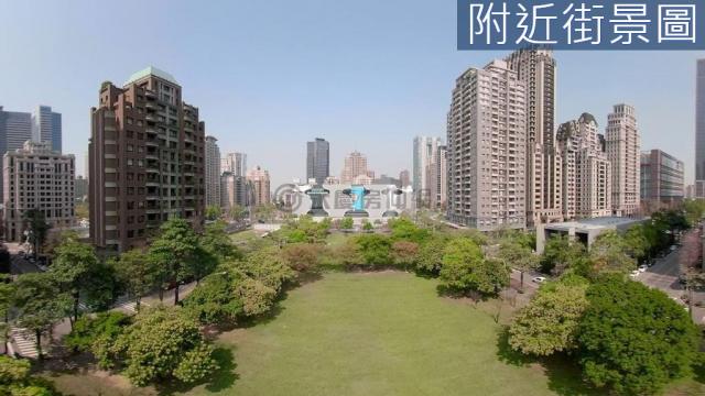 西屯台中華爾街【蘿曼蘿蘭】七期小高樓兩房平車 照片 12