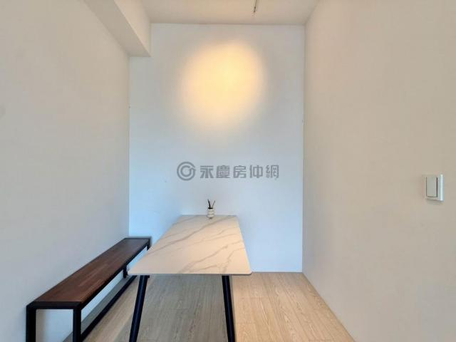 南屯碧國時雍高樓層兩房平車 照片 13