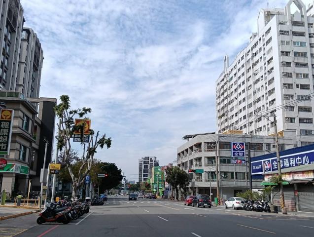 【中央公園】低總價首購首選|次頂樓大兩房 照片 9
