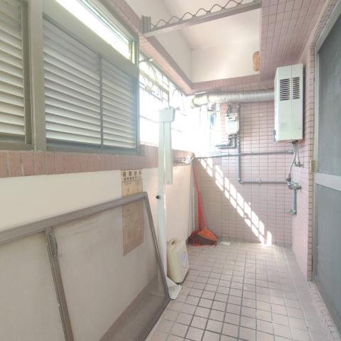 北高雄買賣達人 大道新城翻新高樓層景觀三房+平車 照片 8