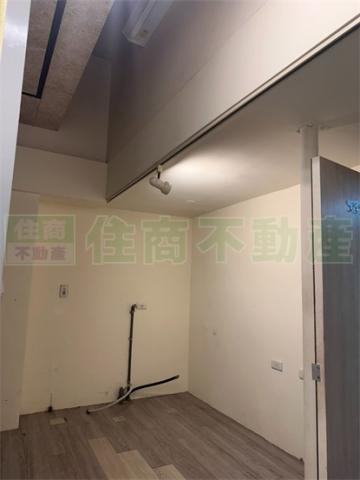 新北房仲推薦 台中西屯 精明核心 財富一樓 照片 6