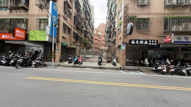 新北房仲推薦 板橋 三房震撼價 照片 15