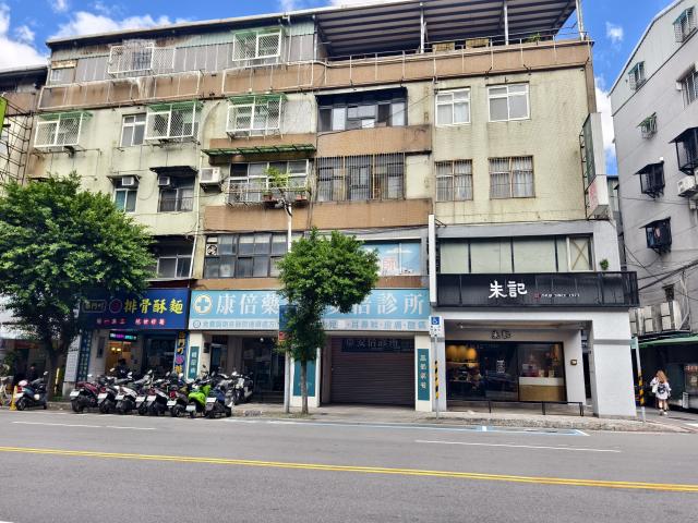 國際房產顧問 新店七張 中正路 面寬金店面 專任歡迎同業配案 照片 14
