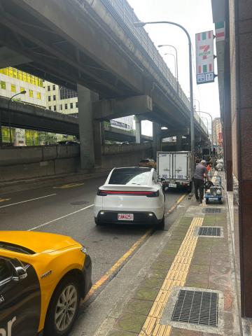 專約-中和中正路店面 照片 7