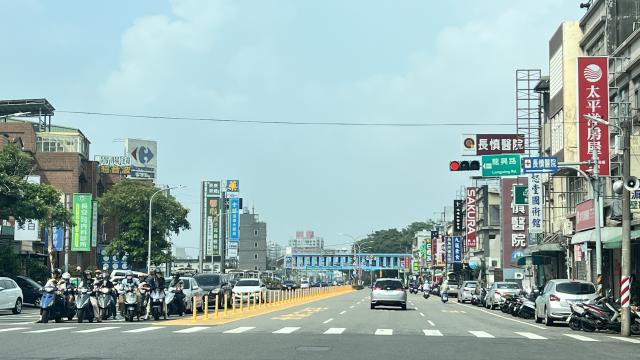 普仁國小大面寬別墅(孝親房) 照片 9