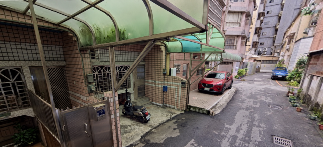 近進化路北屯路I一中商圈北屯市場I6房透天 照片 13