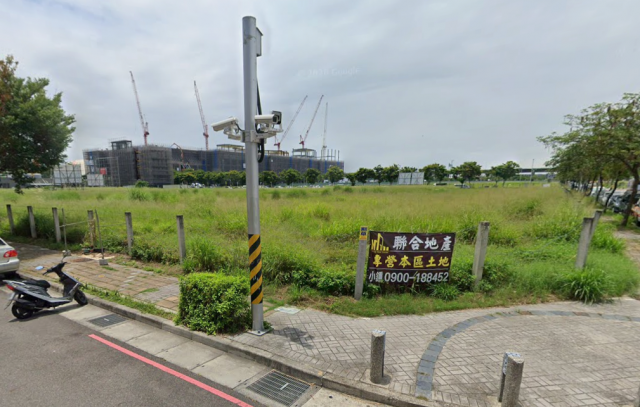 北屯找房推薦十四期崇德路商五千坪方正角地.大樓商辦百貨福地 照片 1