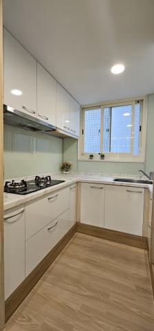 國泰商圈精緻四房+平面大車位 基隆買房賣屋 照片 9