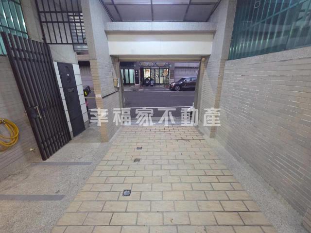 永康戶政12米路傳統車墅|永康首購買房 照片 3